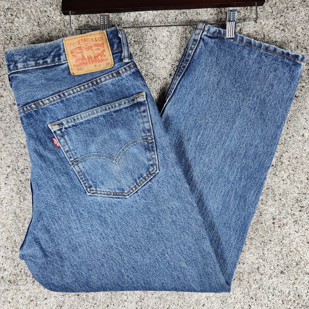 Levi's 550 Jeans Mens 36x29 Relaxed Fit Tapered Leg Medium Wash Excellent